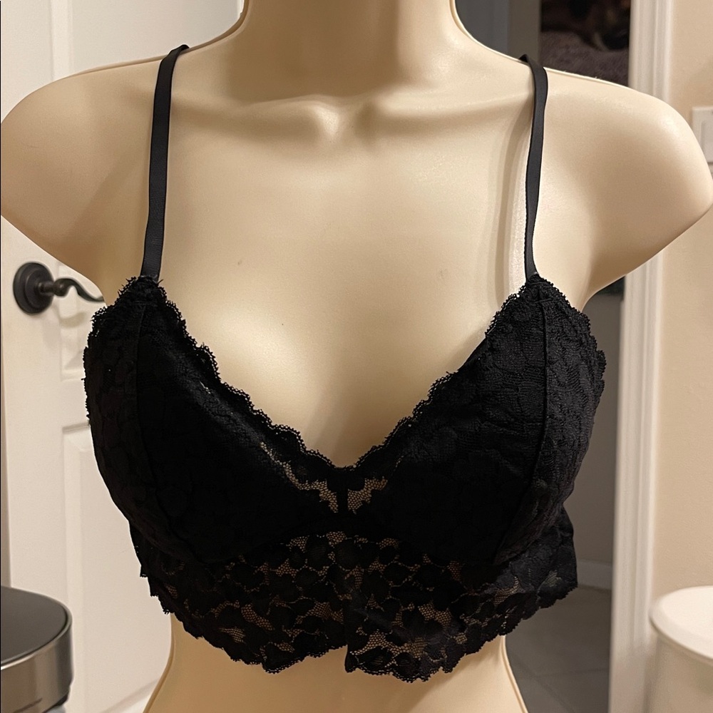 ✨Aerie Strappy Boho Racerback Padded Bralette - New Without Tag✨